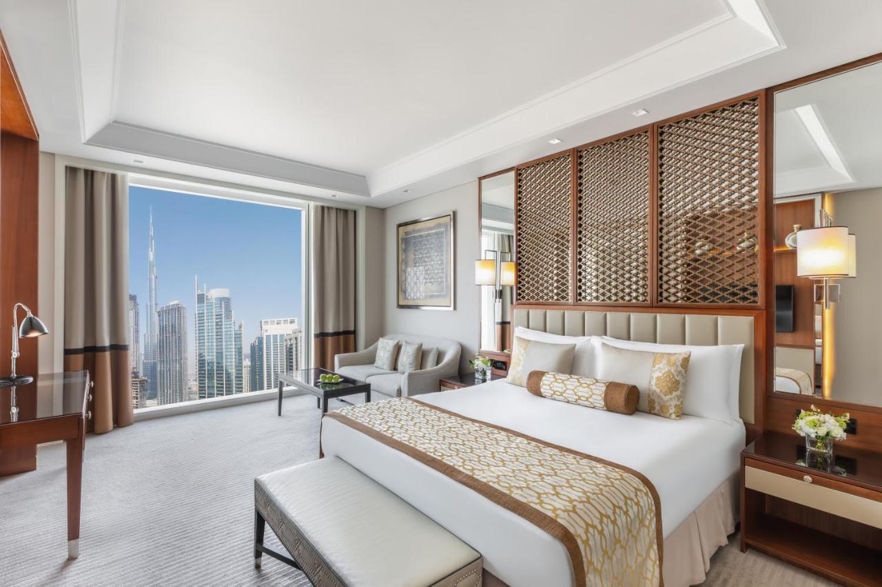 Taj Dubai Hotell Exteriör bild